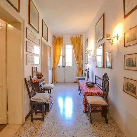 Holiday home Amazing In With Kitchen