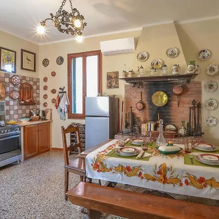 Amazing In With Kitchen Holiday home
