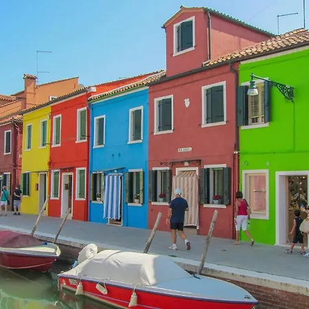 Holiday home Amazing In With Kitchen Lido di Venezia