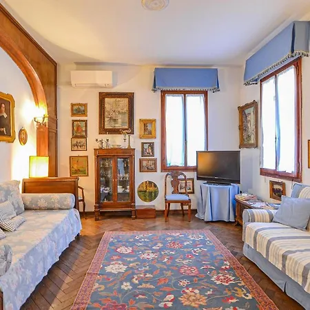 Holiday home Amazing In With Kitchen Lido di Venezia