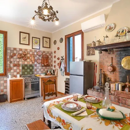 Amazing In With Kitchen